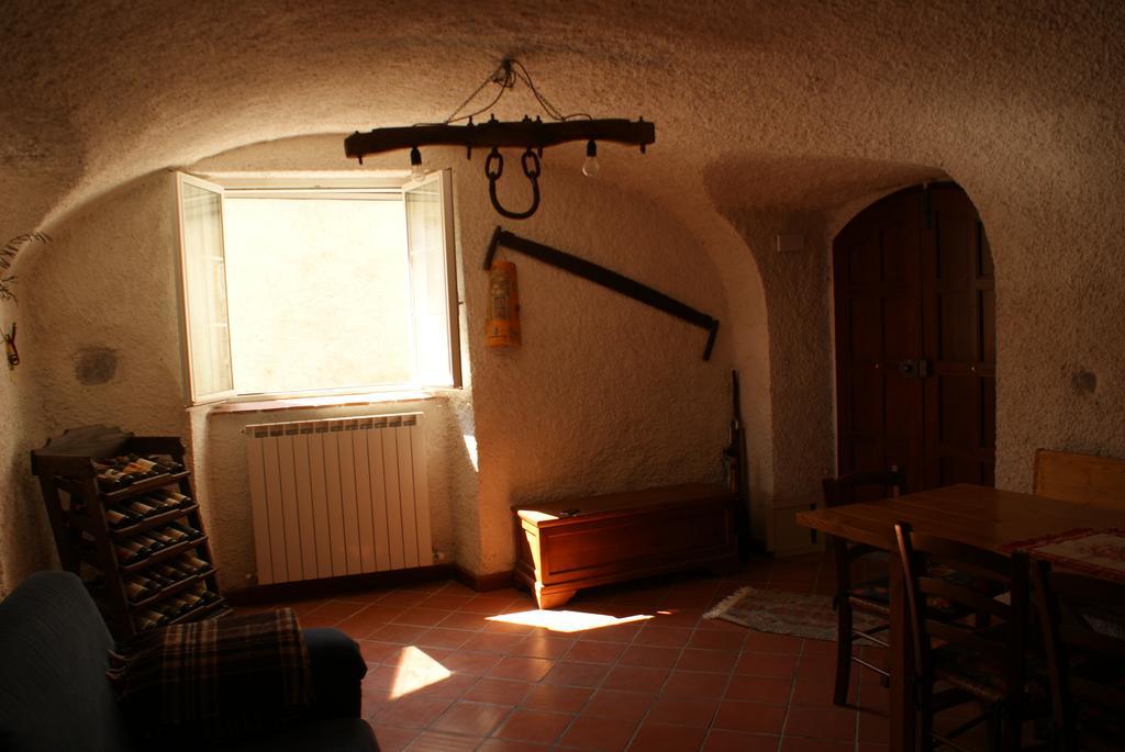 Ferienwohnung Casa Stefania Lorano Zimmer foto